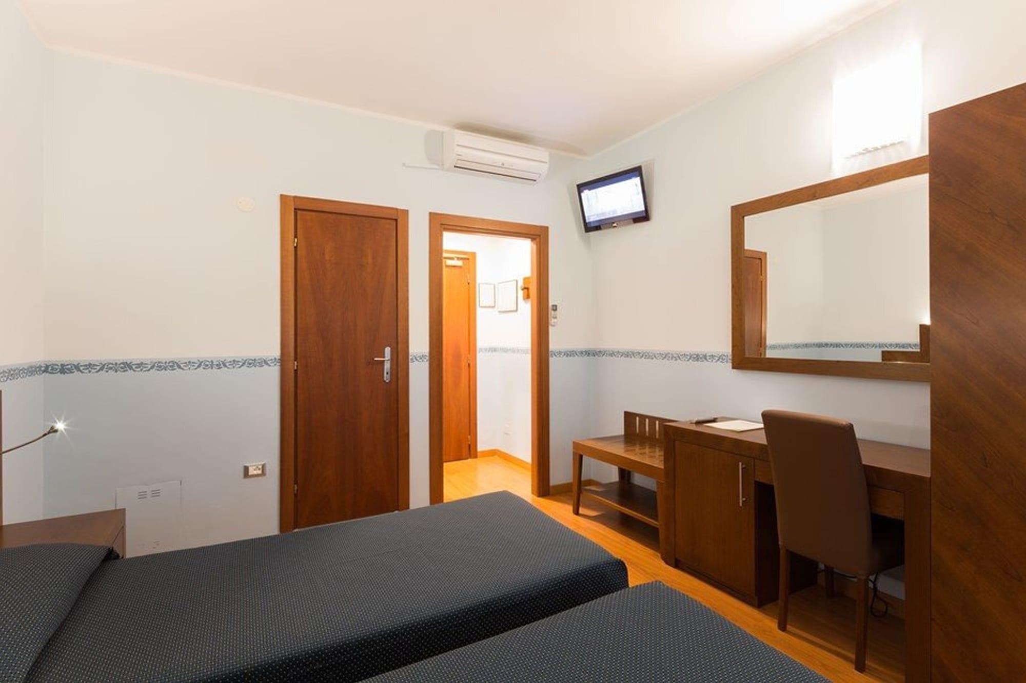 Hotel Terminus & Plaza Πίζα Εξωτερικό φωτογραφία
