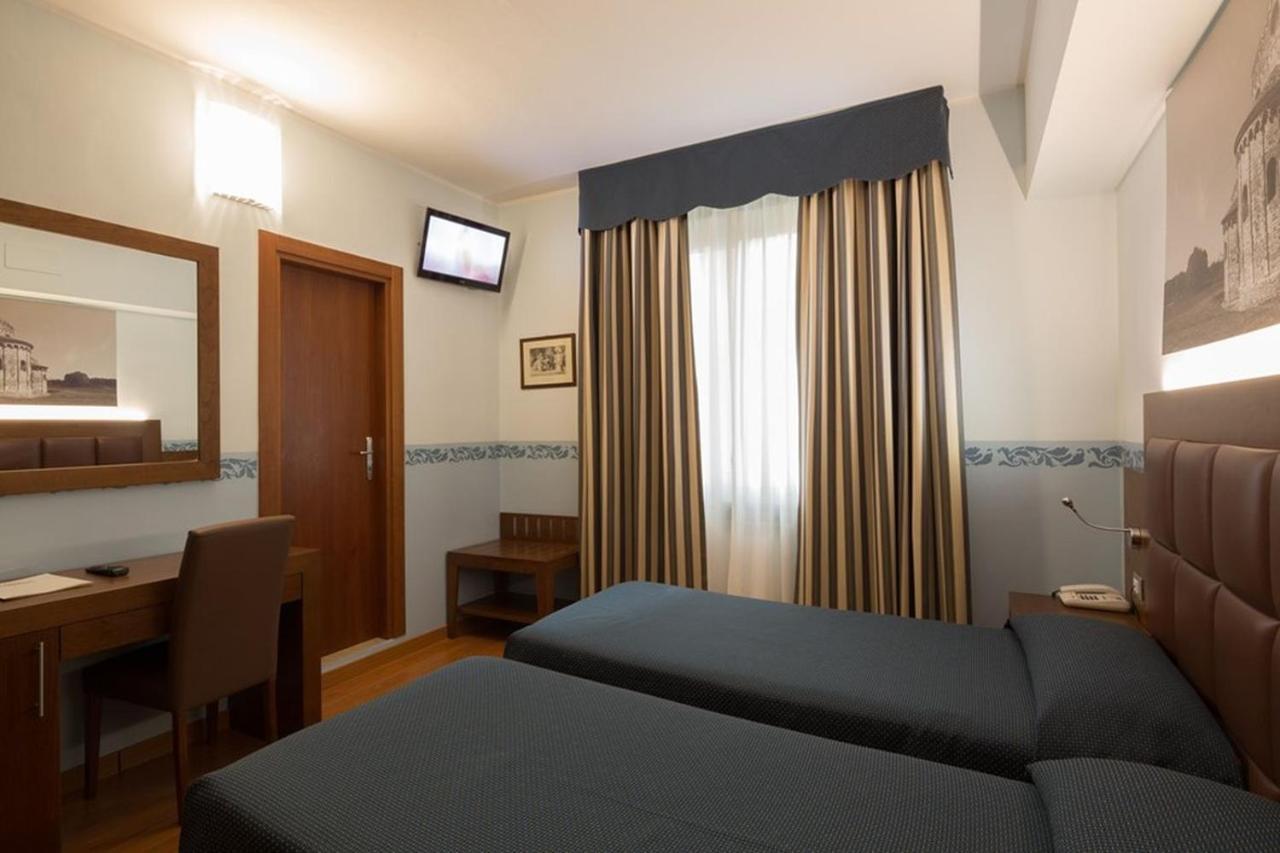 Hotel Terminus & Plaza Πίζα Εξωτερικό φωτογραφία