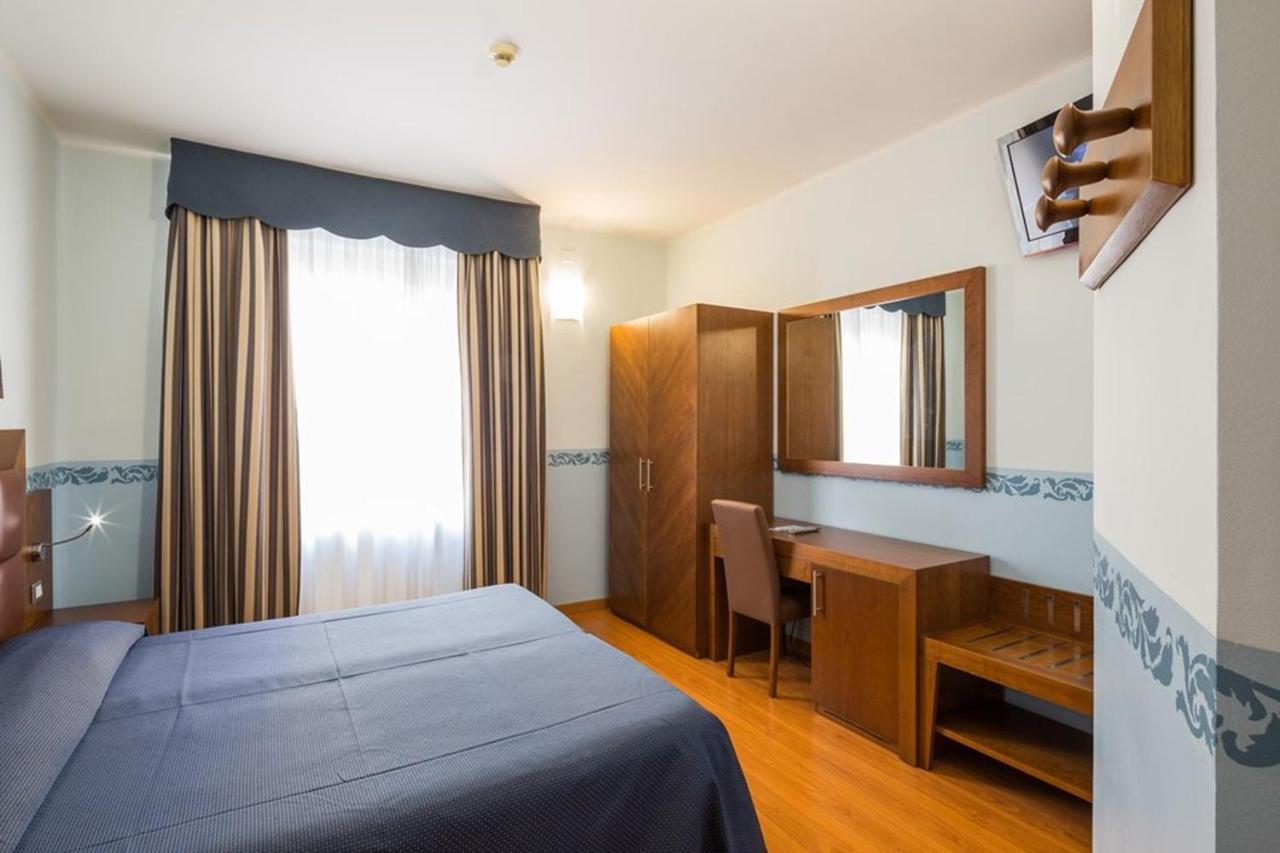 Hotel Terminus & Plaza Πίζα Εξωτερικό φωτογραφία
