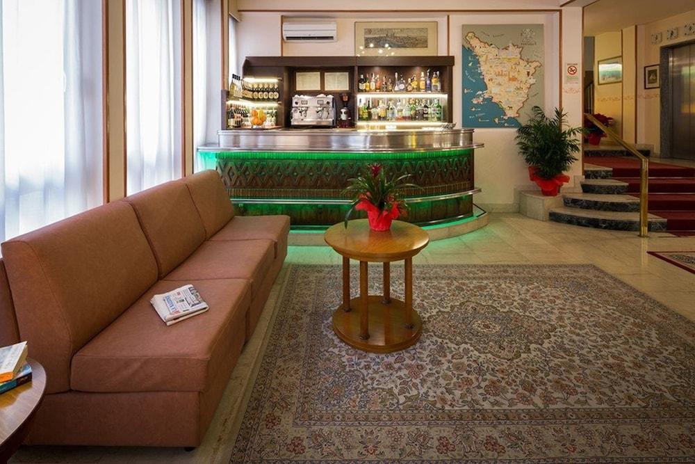 Hotel Terminus & Plaza Πίζα Εξωτερικό φωτογραφία