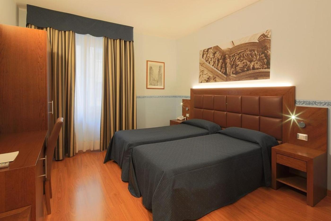 Hotel Terminus & Plaza Πίζα Εξωτερικό φωτογραφία